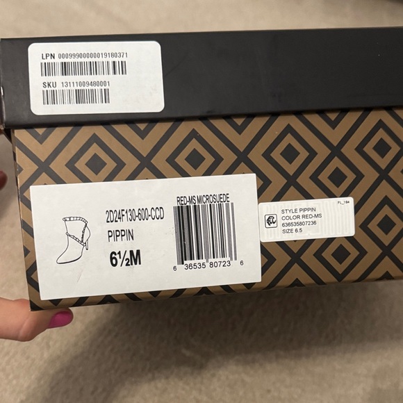 Charles by Charles David Red Ruffled Heeled Boots - Picture 3 of 8